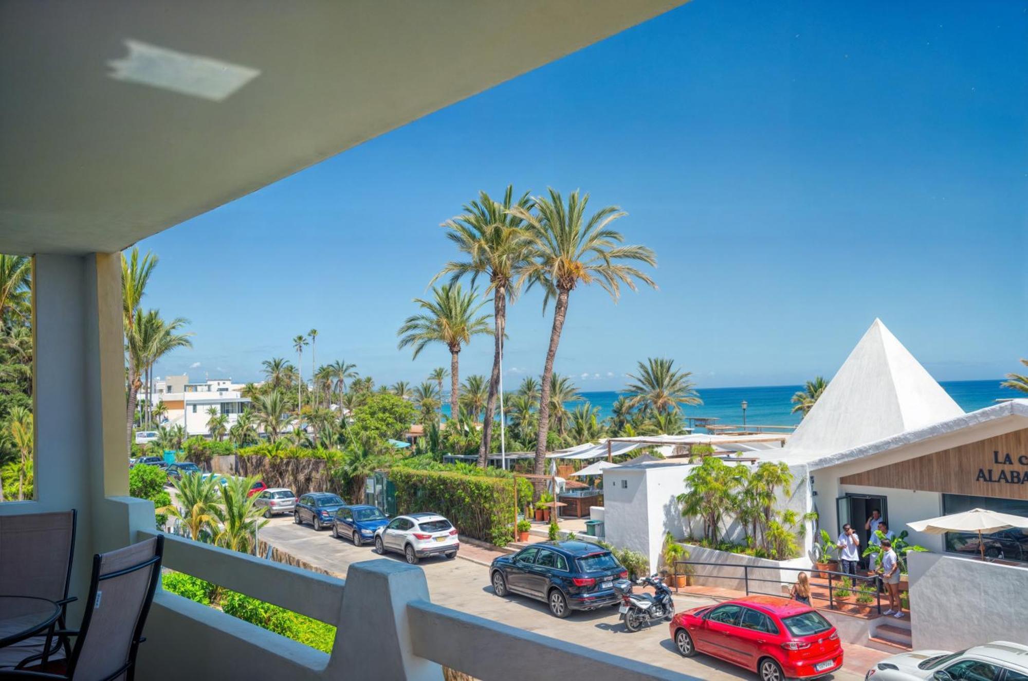 Apartamento Pilar Marbella Exterior foto